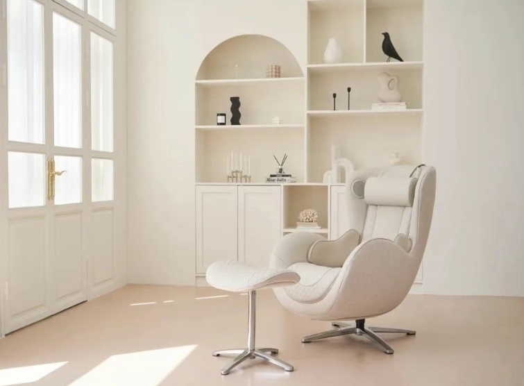 NeoCon展現(xiàn)場直擊 美國買家堅定合作，中國鋼木家具品牌迎來設(shè)計、智造與綠色三重進(jìn)化